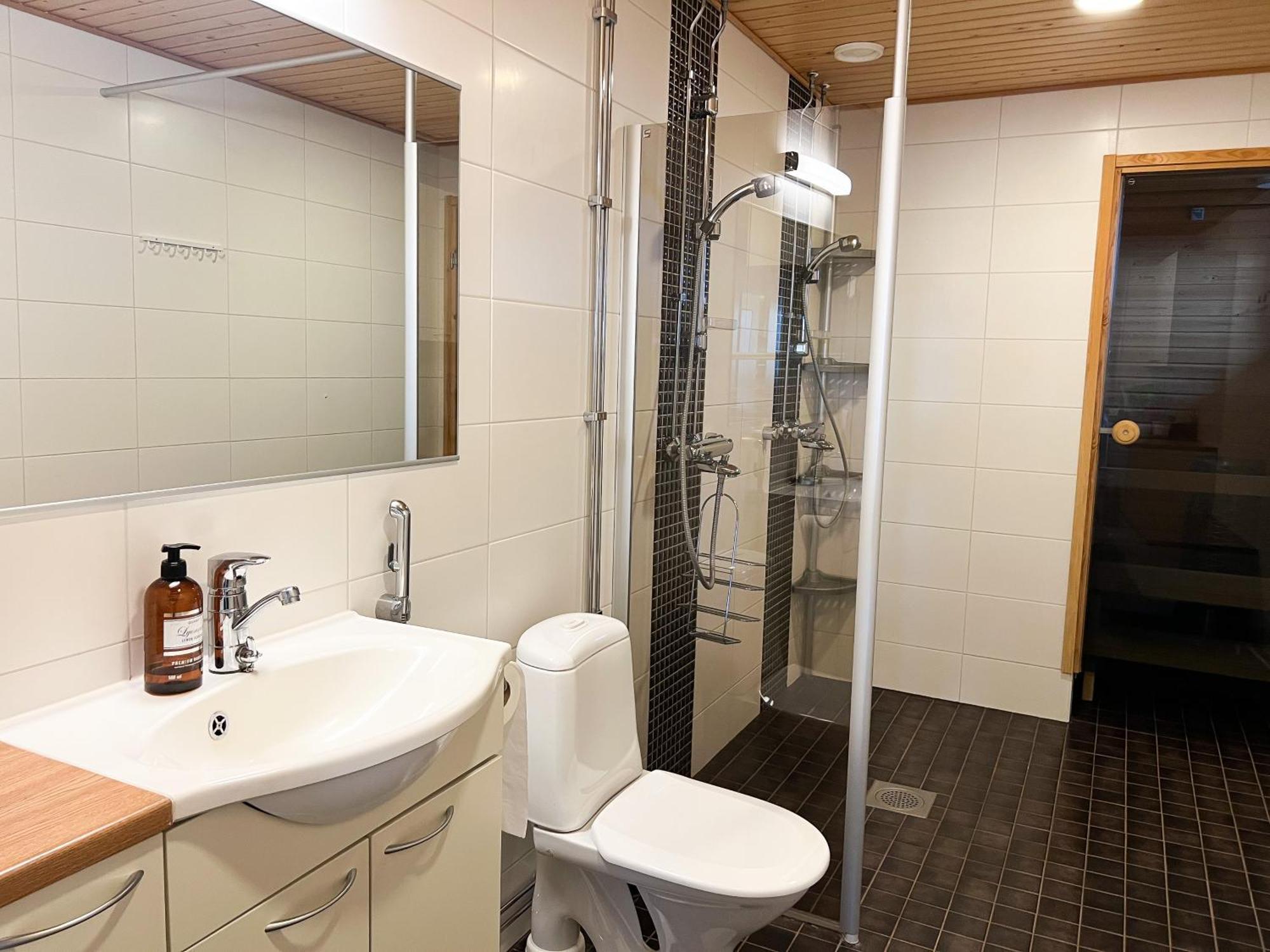 Aurora Penthouse & Suites Рованиеми Экстерьер фото